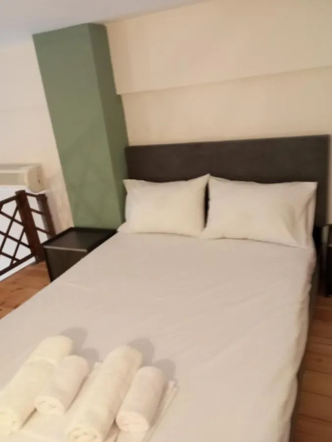 Stratos Family Apartments & Studios Neos Marmaras
